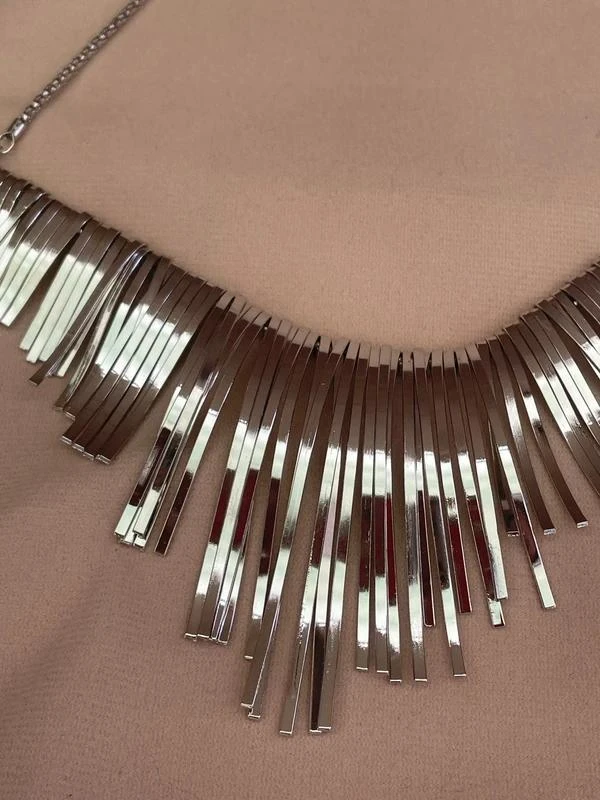 Pebble necklace and matching earrings – photo 3